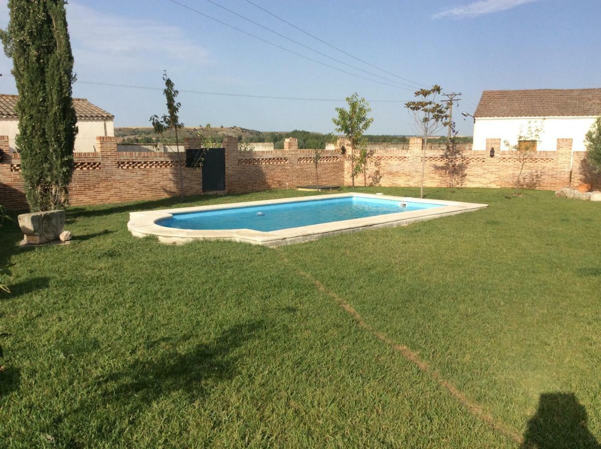 Casa Roble Guest House Almenara de Tormes Exterior photo