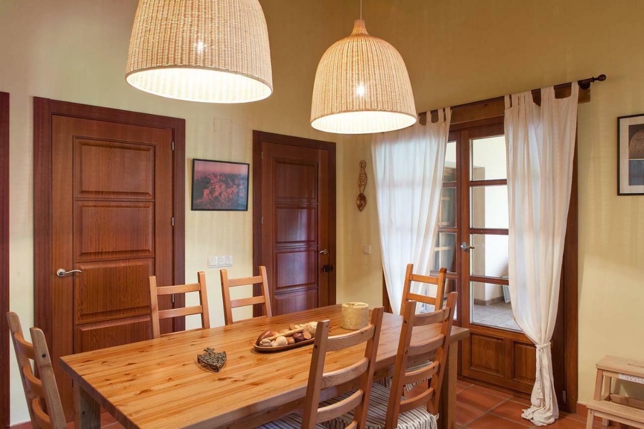 Casa Roble Guest House Almenara de Tormes Exterior photo