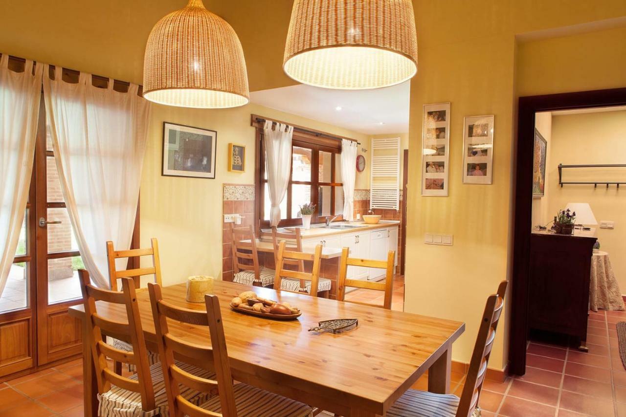 Casa Roble Guest House Almenara de Tormes Exterior photo